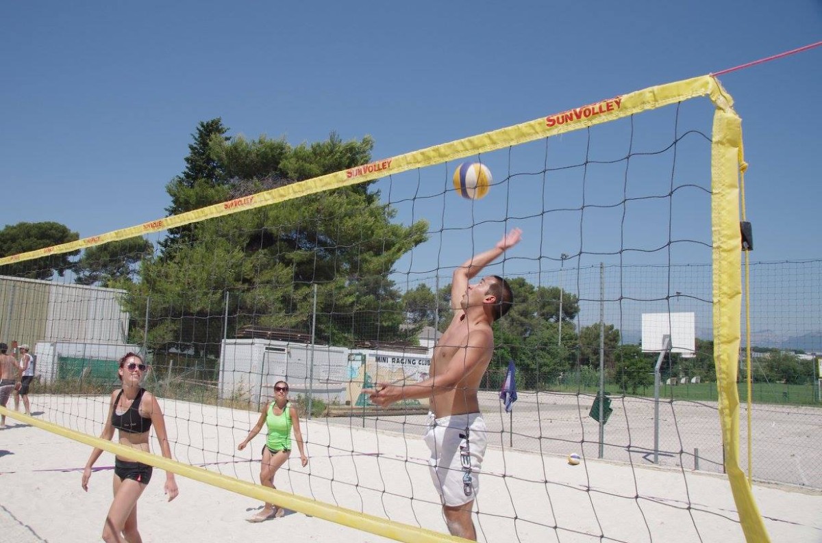 gal/saison 2014-2015/tournoi_fin_de_saison/10989245_10154170079759657_2067003816675810173_o.jpg